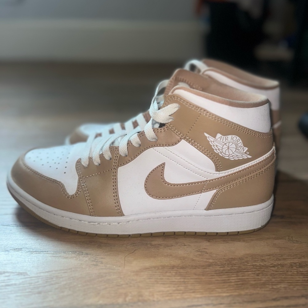 Taupe / White Nike Air Jordan High Tops Men’s Size 10.5